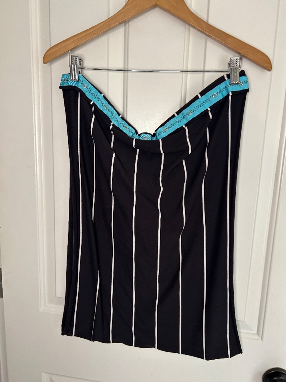 Ivivva Lululemon Hanover Stripe Village Chill Convertible Snap Wrap Scarf